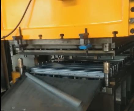 自動(dòng)化沖壓成型產(chǎn)品